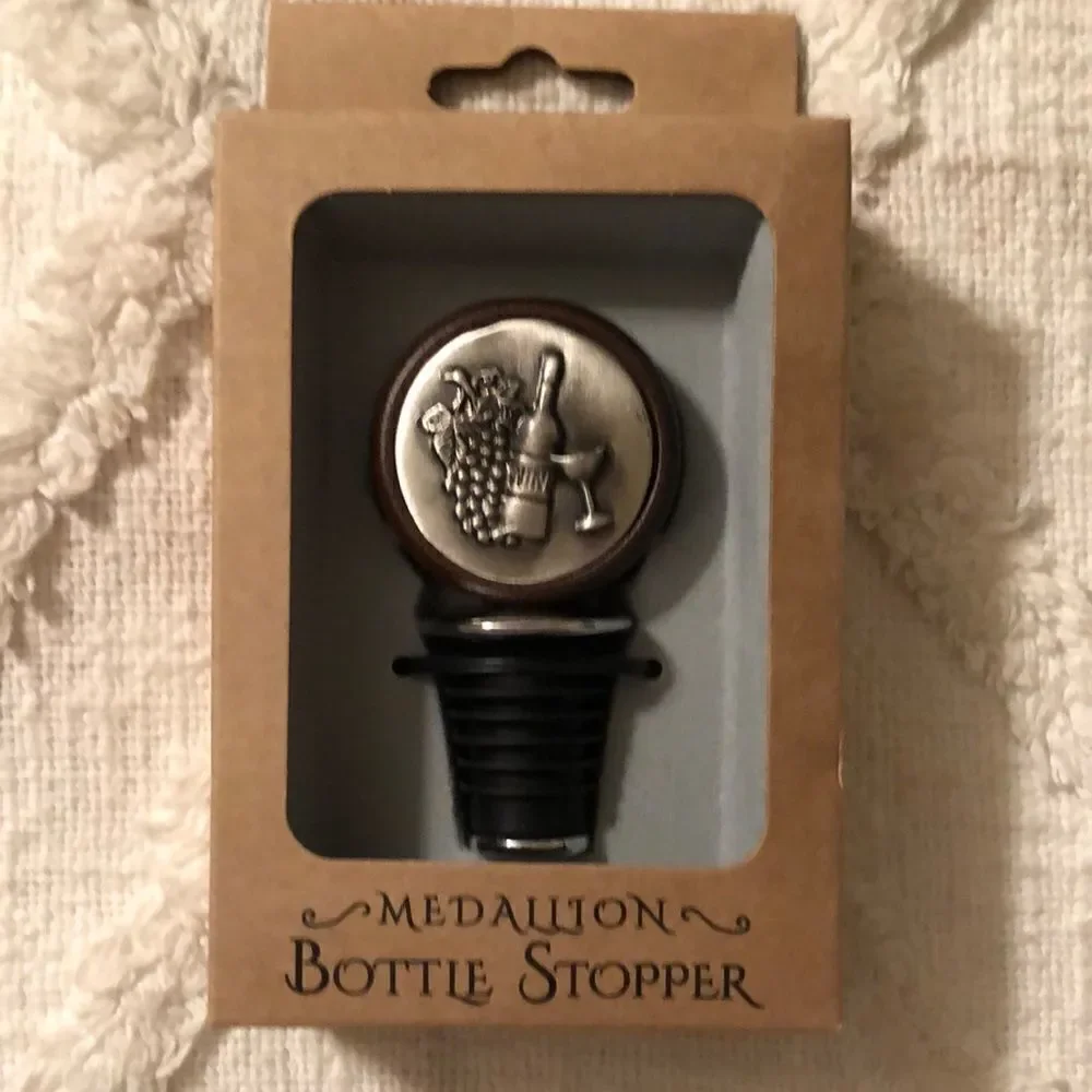 Prodyne Fine Metal Medallion Bottle Stopper